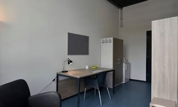 Kamer | m² | €665,-