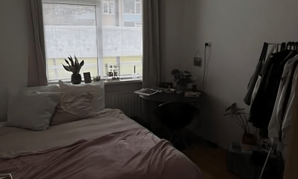 Kamer | 11m² | €395,-