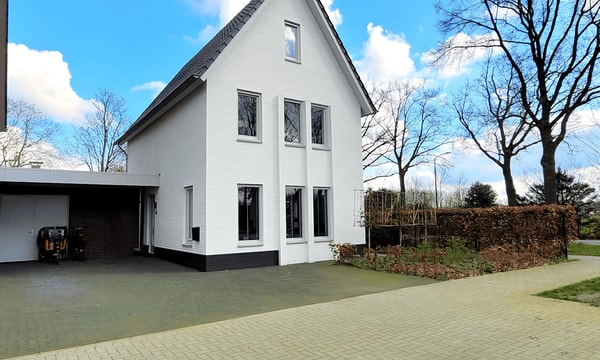 Huis | 198m² | €2950,-