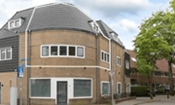 Kamer | 115m² | €2625,-