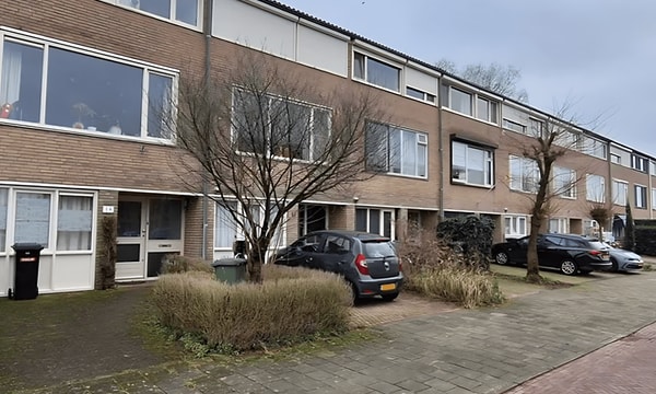 Kamer | 68m² | €895,-