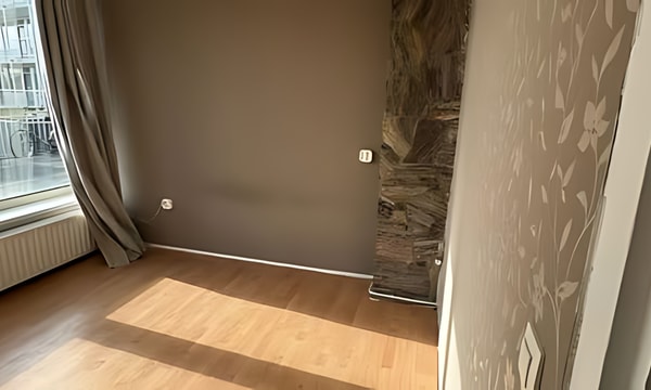 Studio | m² | €530,-