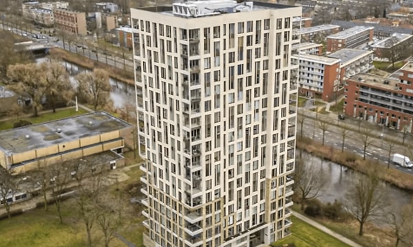 Huis | 88m² | €1585,-