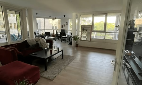 Kamer | m² | €2400,-