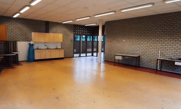 Anti-kraak | 250m² | €250,-
