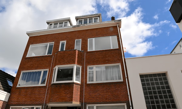 Kamer | 69m² | €1966,-