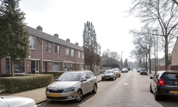 Kamer | 142m² | €1250,-