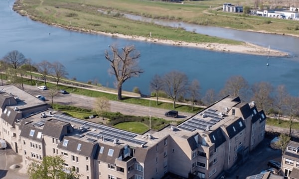 Huis | m² | €3000,-
