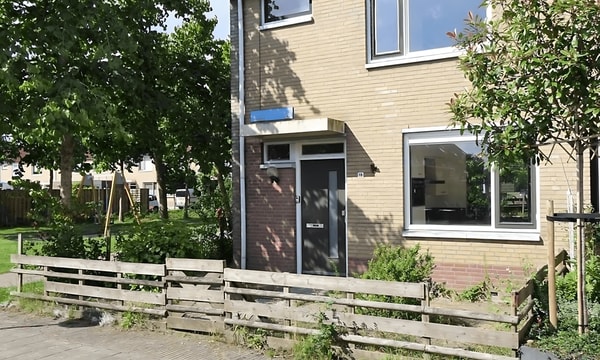 Huis | 113m² | €2350,-