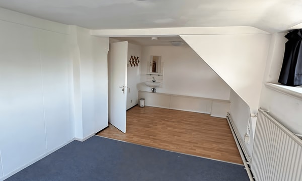 Kamer | 23m² | Benzenraderweg | €530,-