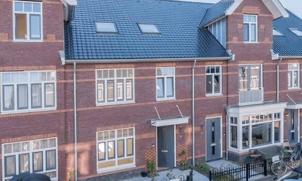 Kamer | 160m² | €3250,-
