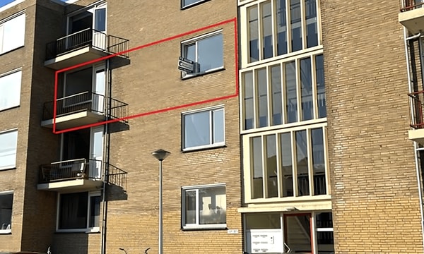 Kamer | m² | €915,-