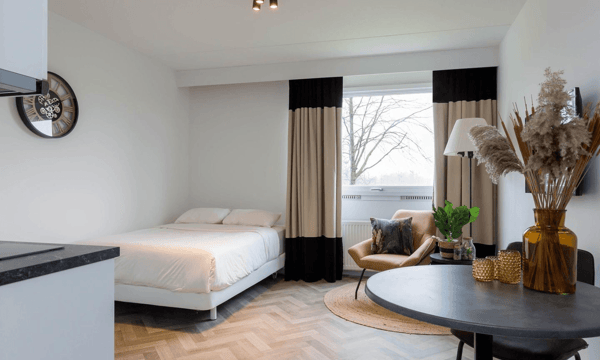 Kamer | 24m² | €1195,-
