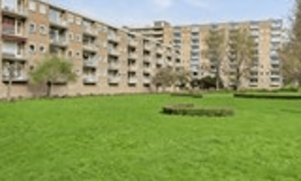 Kamer | 80m² | €3000,-