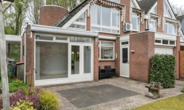 Huis | m² | €2300,-