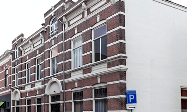 Kamer | 14m² | €262,-