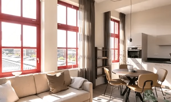 Huis | m² | €1999,-