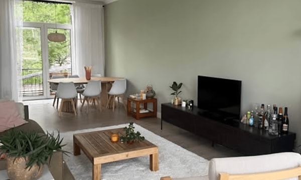 Huis | 100m² | €1020,-
