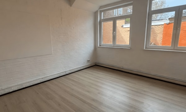 Studio | 18m² | €420,-