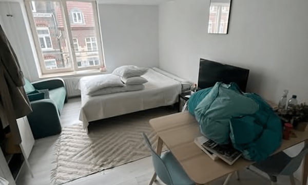 Studio | m² | €850,-