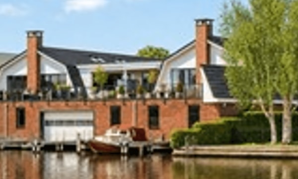 Kamer | 230m² | €3500,-