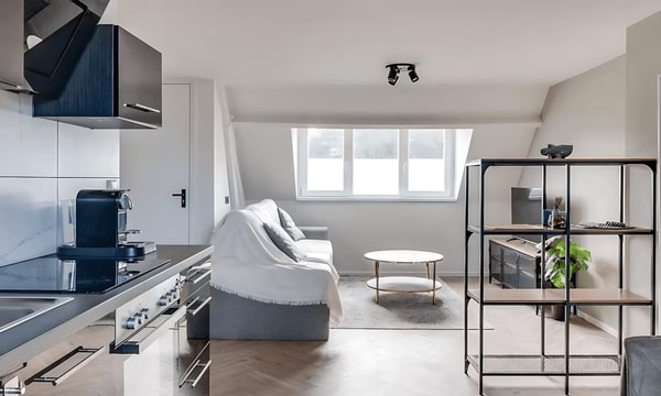Kamer | 44m² | €2250,-