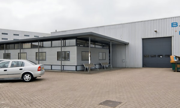 Bedrijfsruimte | 490m² | €3500,-