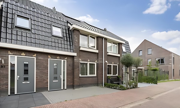 Kamer | 98m² | €1995,-
