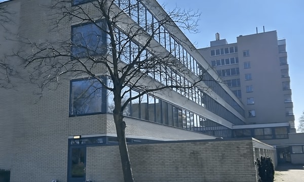 Kamer | 77m² | €1143,-