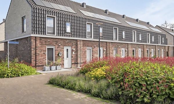 Kamer | 77m² | €1469,-