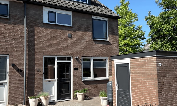 Huis | 125m² | €2500,-