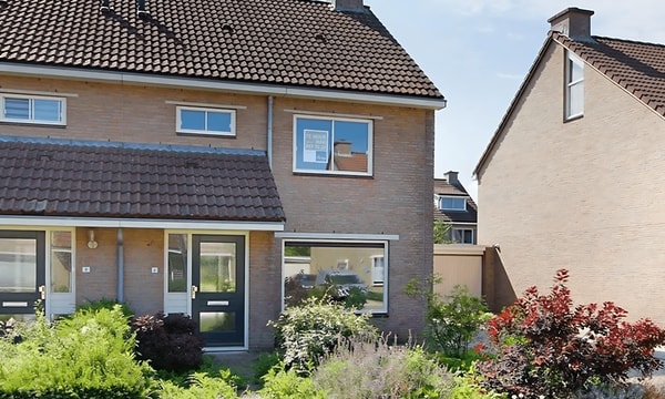 Kamer | 110m² | €1272,-