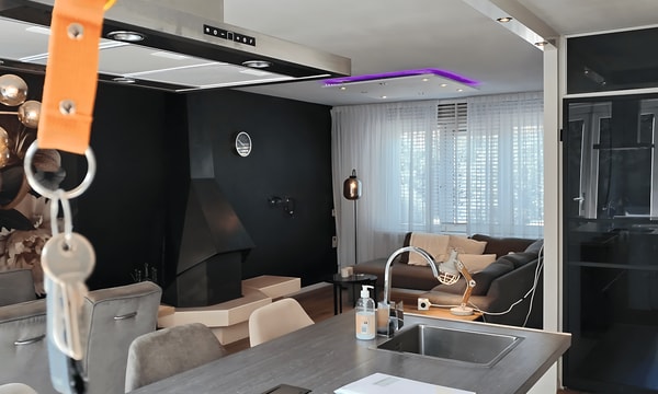 Kamer | 15m² | Geleenstraat | €975,-