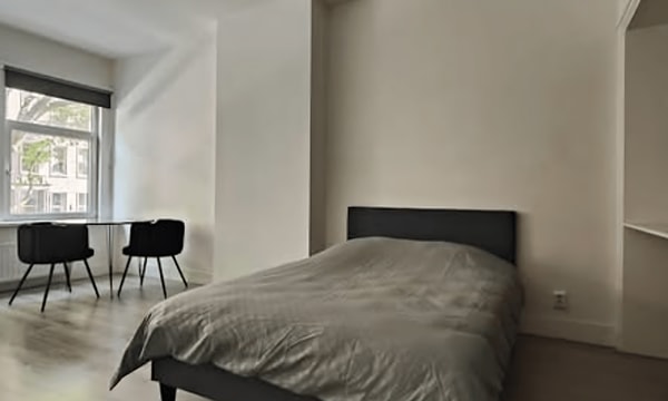 Studio | m² | €800,-