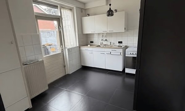 Huis | 82m² | €1500,-