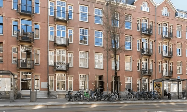 Kamer | 167m² | €3300,-