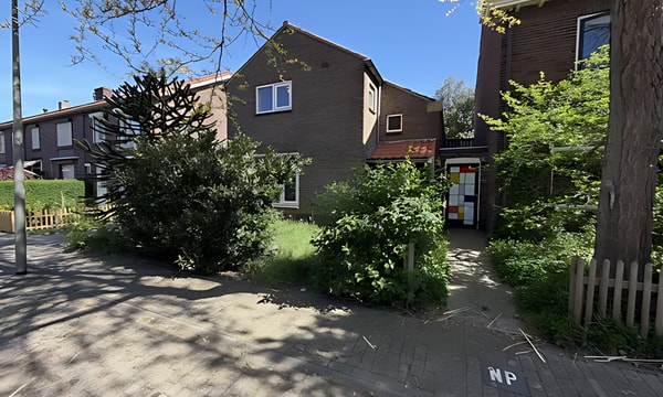 Kamer | 185m² | €1750,-