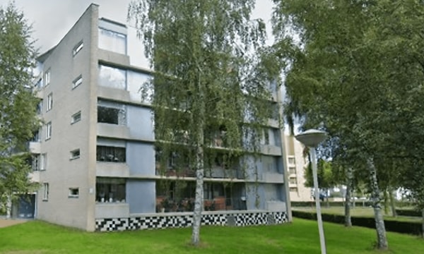 Kamer | 90m² | €1284,-