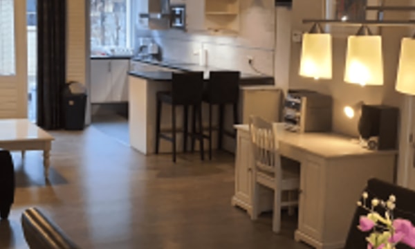 Huis | 180m² | €2700,-