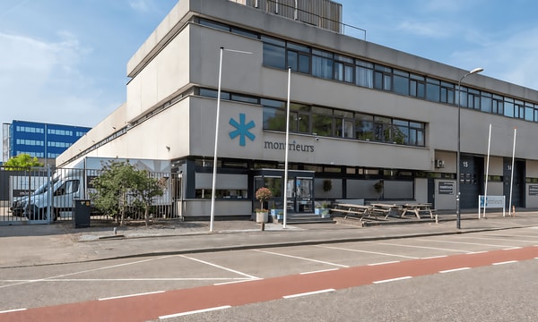 Bedrijfsruimte | 291m² | €625,-