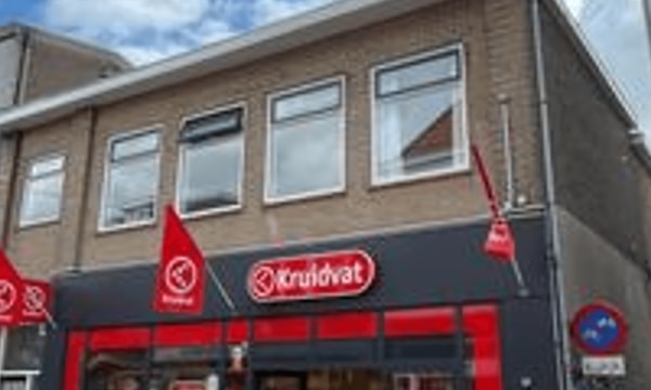 Kamer | 110m² | €1800,-
