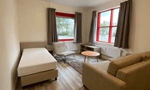 Kamer | 30m² | €975,-