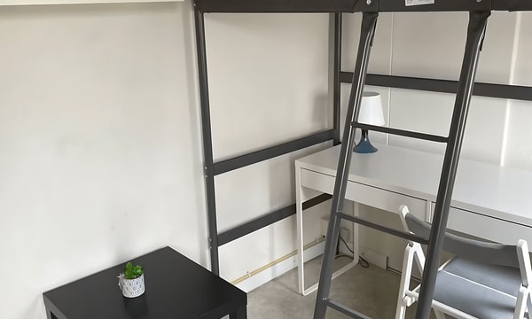 Kamer | 13m² | €345,-
