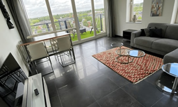 Kamer | 72m² | €2250,-