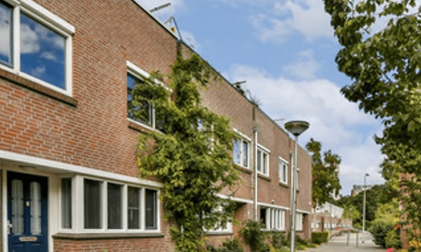 Kamer | 114m² | €2850,-