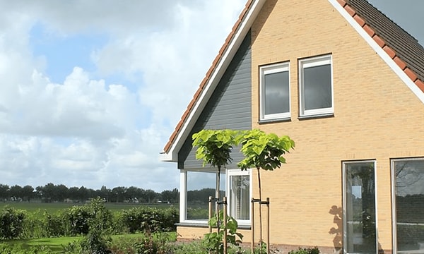 Kamer | 143m² | €1995,-