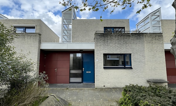 Huis | 120m² | €2395,-