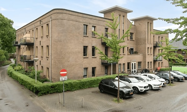 Huis | 82m² | €1295,-