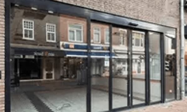 Huis | m² | €1800,-