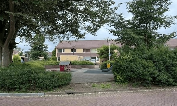 Kamer | 130m² | €1228,-
